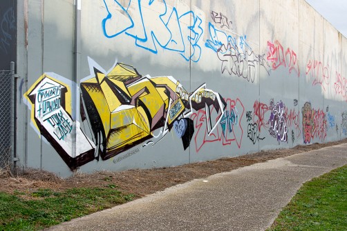 all-those-shapes_-_big-fat_-_twisty-yellow-3d-graffiti_onwardsupward