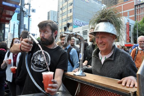 all-those-shapes_-_climate-change-rally_057_good-brew.jpg