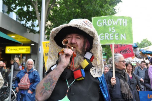all-those-shapes_-_climate-change-rally_065_growth-is-green.jpg