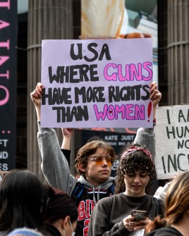 all-those-shapes_-_defend-abortion-rights-protest-rally_20220702_05_guns-have-more-rights-than-women