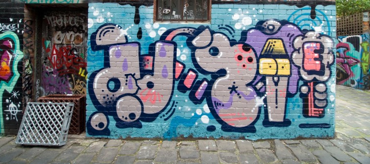 all-those-shapes_-_h20e_-_spooked-in-the-alleys-of_-_fitzroy.jpg