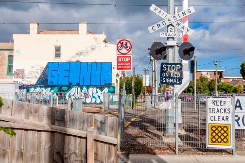 all-those-shapes_-_getnup_-_blue-crossing_-_brunswick