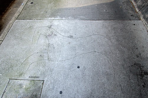 all-those-shapes_-_nick-howson_-_concrete-graffiti-horse_-_burnley