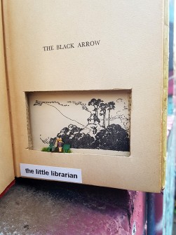 all-those-shapes_-_the-little-librarian_-_the-black-arrow_02_-_fitzroy