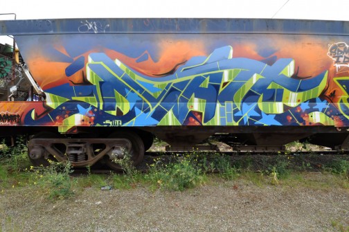 all-those-shapes_-_trains_20141026_12_dvate_-_blue-fire-carriage