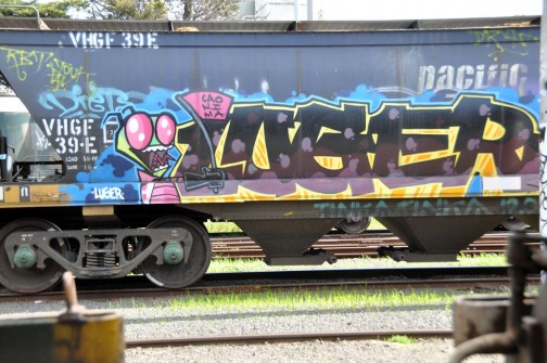 all-those-shapes_-_trains_20160828_16_luger