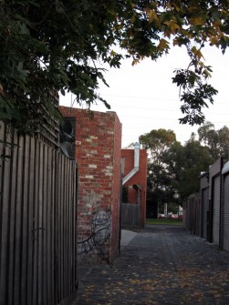 all_those_shapes_-_-dlux_-_alley_owl_-_nth_fitzroy