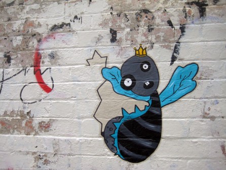 all_those_shapes_-_frankie_-_electric_bee_-_fitzroy_north