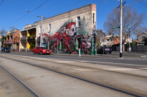 all-those-shapes_-_herakut_-_the-sun-shines-again_-_fitzroy-north