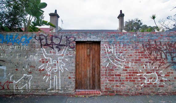 all-those-shapes_-_keith-haring_-_jumping-hoops_-_fitzroy