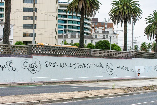 all-those-shapes_-_messages_-_grey-walls-please-council_-_st-kilda