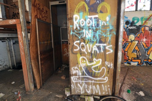 all-those-shapes_-_randoms_-_rootin-in-squats_-_clifton-hill