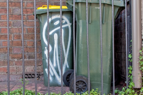 all-those-shapes_-_mioghost_-_its-hard-not-to-feel-like-rubbish_-_fitzroy