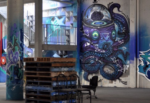 all-those-shapes_-_putos_-_blue-ack-ack-octopus_-_fitzroy