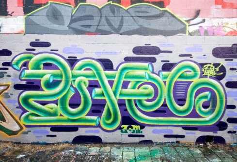 all-those-shapes_-_putos_-_neon-toothpaste-glide_-_fitzroy