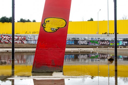 all-those-shapes_-_street-art_simple-lines_-_errythang-wus-yellow_well-not-errythang