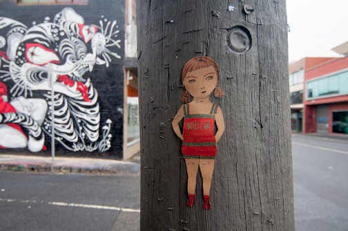 all-those-shapes_-_street-art_-_battle-axe-hiding-from-the-squid-licker_-_fitzroy