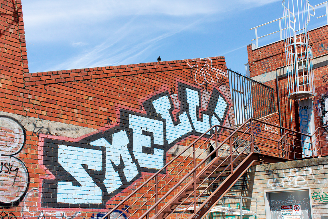 all-those-shapes_-_roller-graffiti_-_smell_-_blue-sky-smell
