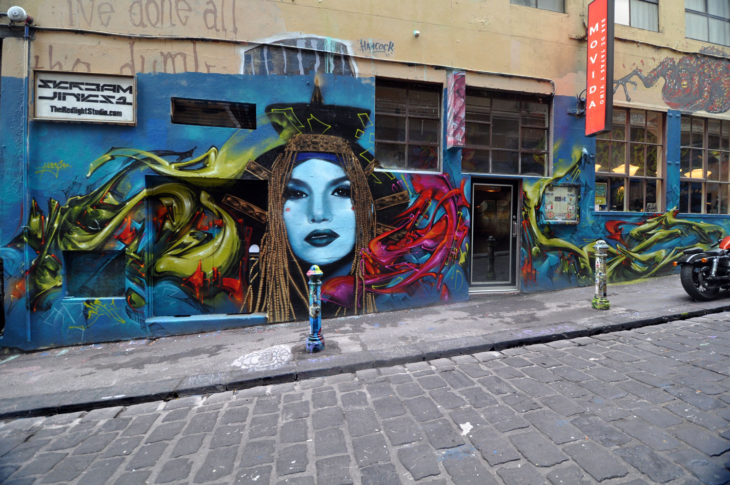 heesco | street art | artist | graffiti | all those shapes