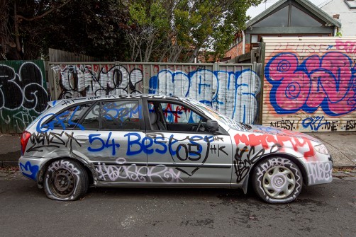all-those-shapes_-_graffiti_-_car_abandoned_54-bests_-_fitzroy-north