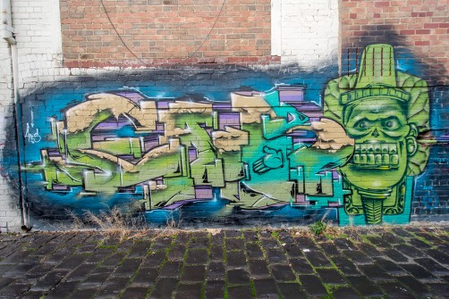 all-those-shapes_-_graffiti_-_pharaoh-graff_-_thornbury