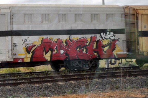 all-those-shapes_-_graffiti_-_red-mach_-_hoppers