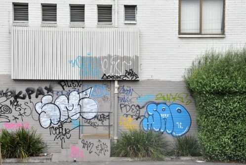 all-those-shapes_-_randoms_-_sad-graffiti_-_brunswick-east